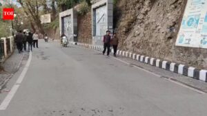 Mussoorie Mall Road cleared of encroachment. Dehradun News