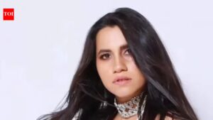 Nikhita Gandhi supports Maharashtra’s single window system; Says ‘Concert permissions must be easier’ | Hindi Movie News