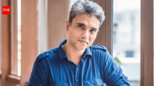 ‘Pati Patni Aur Woh Do’ director Mudassar Aziz says Sooraj Barjatya praised ‘Khel Khel Mein,’ calling it a defining career moment. Hindi Movie News