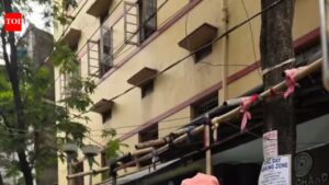 Actor Chiranjit Chakraborty Faces EVM Glitch While Voting in West Bengal Assembly Elections 2026 |