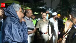 Bengaluru rains: 7 dead after hospital compound wall collapses | Bengaluru News