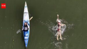 Ultramarathon swimmer sets record in brutal 11-hour swim through Australian river with 5,500 crocodiles | International Sports News
