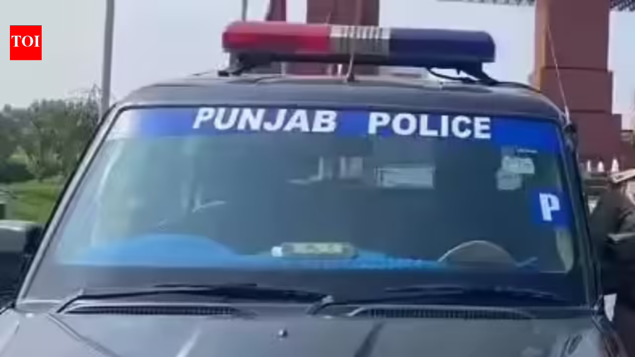Punjab cops draw lessons from 1957 acclaimed Hollywood movie ’12 Angry Men’. Chandigarh News