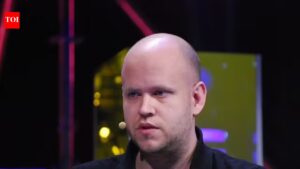 In the mid 2000s, Daniel Ek challenged slow downloads and redefined the music experience.