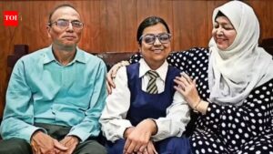 Isc Exams Results: Lucknow’s ‘Helen Keller’ shines in ISC exams with 98.7% marks. Lucknow News