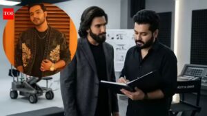 ‘Aditya Dhar plays the sitar and has an ear for music’: ‘Dhurandhar’ singer Vaibhav Gupta on singing for Ranveer Singh starrer | Hindi Movie News