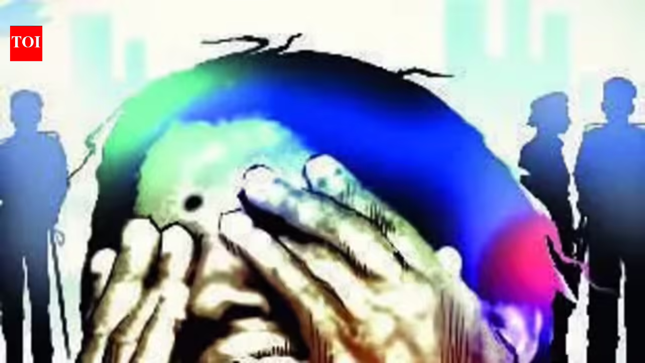 Woman tries to set self on fire outside police chief’s office, bid foiled. Gurgaon News
