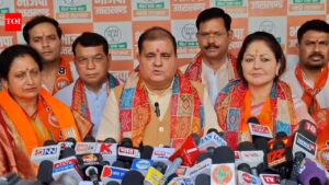 In jolt to Congress, senior leaders join BJP ahead of 2027 polls. Dehradun News