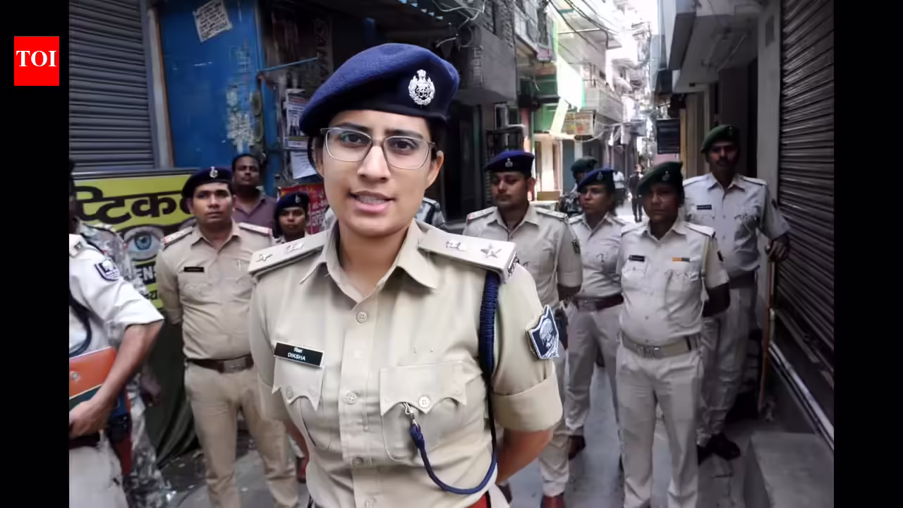 30-year-old man murdered by minor over love affair in Patna; wife critically injured while trying to save him. Patna News