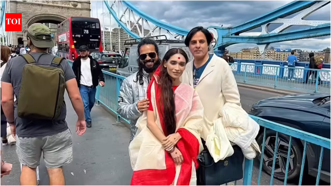 ‘I’m not an abandoned person on road’, Rahul Roy REACTS to trolls and fake videos, defends auto rides as “personal choice” Hindi Movie News