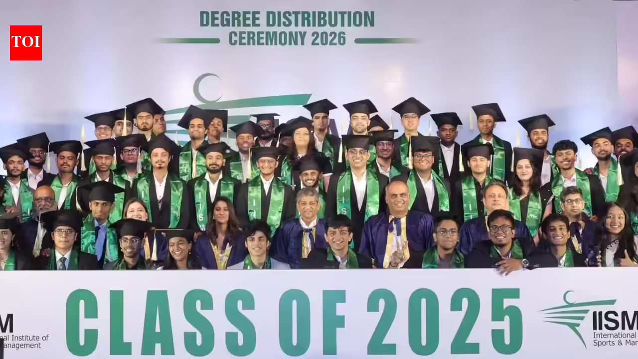 Star Indian women cricketer Jemimah Rodrigues and head coach Amol Muzumdar honor graduates at IISM 2026 Degree Distribution ceremony. Jaipur News