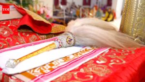 Guru Nanak Dev Ji’s teachings on kindness and inner strength: Timeless Sikh wisdom for modern life