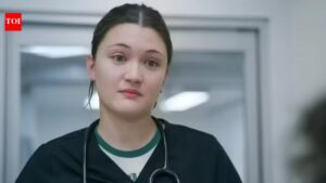 Isa Briones: ‘The Pitt’ star Isa Briones says ‘Y’all are pissin’ me off’, scolds fans for yelling during her Broadway performance |