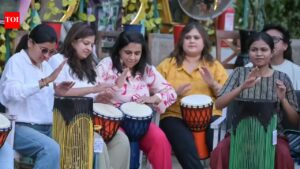 DRUM CIRCLES BIND PUNEKARS IN A RHYTHM