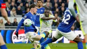 Premier League: Doku’s last-gasp strike saves Man City, but Arsenal seize control of title race. football news