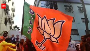 Bengalis migrant in Punjab divided as BJP gains; TMC faces setback in West Bengal polls. Amritsar News