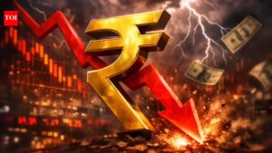 Record low: Rupee falls to 95.40 against US dollar