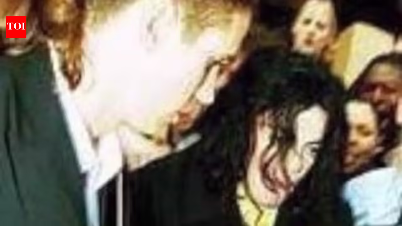 Matt Fiddes recalls how Michael Jackson saved an elderly woman from a frenzy, ‘She didn’t know MJ, they enjoyed NORMAL talk’ | English Movie News