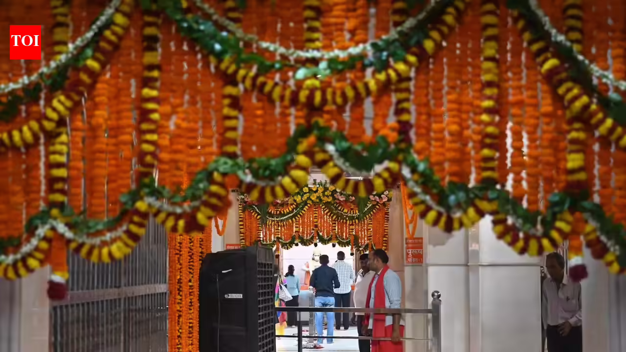 Amid rare calendar twist, first of eight Bada Mangal today | Lucknow News