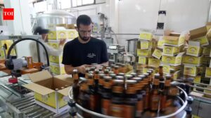 Facing bottle shortage, beer cos seek price hike