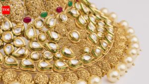 Hack of the day: Verify if gold jewelery is genuine before buying