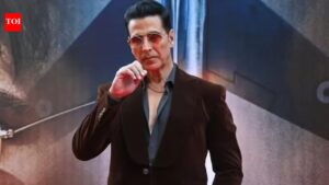 Akshay Kumar Eye Surgery: Akshay Kumar undergoes eye surgery for vision correction, the actor to take a short break now, after schedule wrap of Anees Bazmee’s film. Hindi Movie News