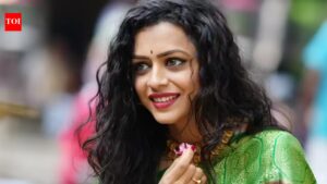 Amrutha Ramamoorthi: Kannada actress Amrutha Ramamoorthi opens up on struggles, mental health and harsh realities of serial sets.