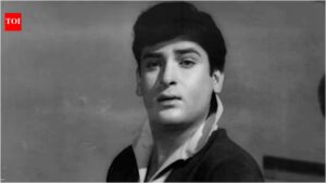 Shammi Kapoor: ‘Please gaana badal do’: When Shammi Kapoor couldn’t stop his tears while filming ‘Dil Ke Jharokhe Mein’ | Hindi Movie News