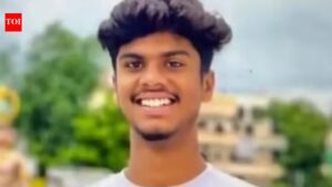 Telangana Student Stabbed To Death: BTech student chased, stabbed multiple times over affair in Hyderabad, dies | Hyderabad News