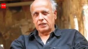 Mahesh Bhatt reveals why ‘Arth’ climax was called ‘Suicidal’; the makers wanted the ending changed. Hindi Movie News
