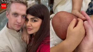 Aashka Goradia: Bigg Boss 6 fame Aashka Goradia and husband Brent Goble welcome their second child; reveal the baby boy’s name