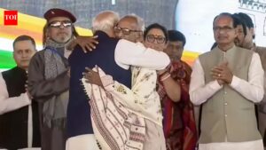 Watch: PM Modi touches feet of 98-year old Makhanlal Sarkar during West Bengal swearing-in ceremony – who is he? | India News