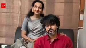 Shoba Chandrasekar: ‘Thalapathy Vijay rarely prefers night shoot’, Shoba Chandrasekar reveals ‘Jana Nayagan’ actor’s strict daily routine. Tamil Movie News