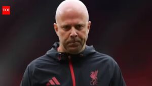 Liverpool supporters furious as Arne Slot removes Rio Ngumoha despite brilliant display against Chelsea | International Sports News