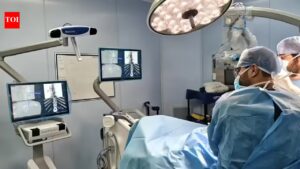 SGPGI gets O-arm system for advanced spinal surgery. Lucknow News