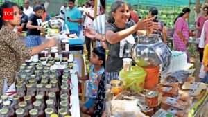 Fresh spices, ‘Ginnu’ & rural charm attract Bengaluru crowds to UHS Santhe | Bengaluru News
