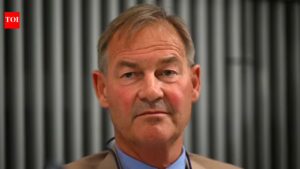 ‘They should not be allowed to stand’: British MP Rupert Lowe slams election of Indian-born Scottish lawmaker without permanent visa. world news