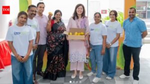 Indian mangoes for trophy: Singapore festival rewards performers with fruit as India pushes exports. India News