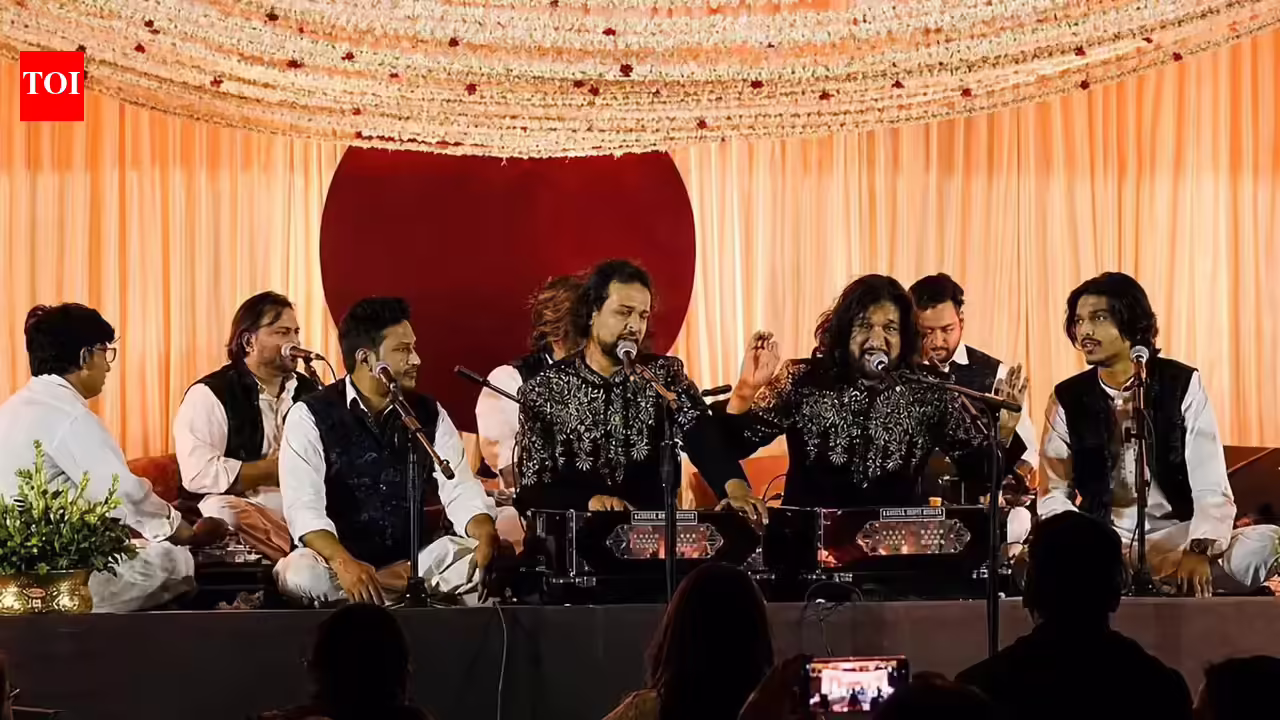 From Chaap Tilak to Kun Faya Kun: Inside a soulful baithak of qawwalis & sher-o-shayari | Events Movie News