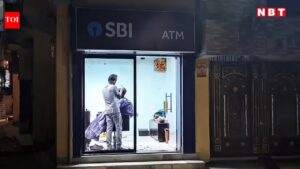Defunct SBI ATM turned into salon | Patna News