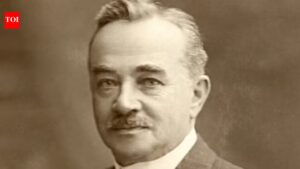 In 1893, Milton Hershey’s encounter with a chocolate-making machine at the Chicago World’s Fair established the foundation for his chocolate empire.